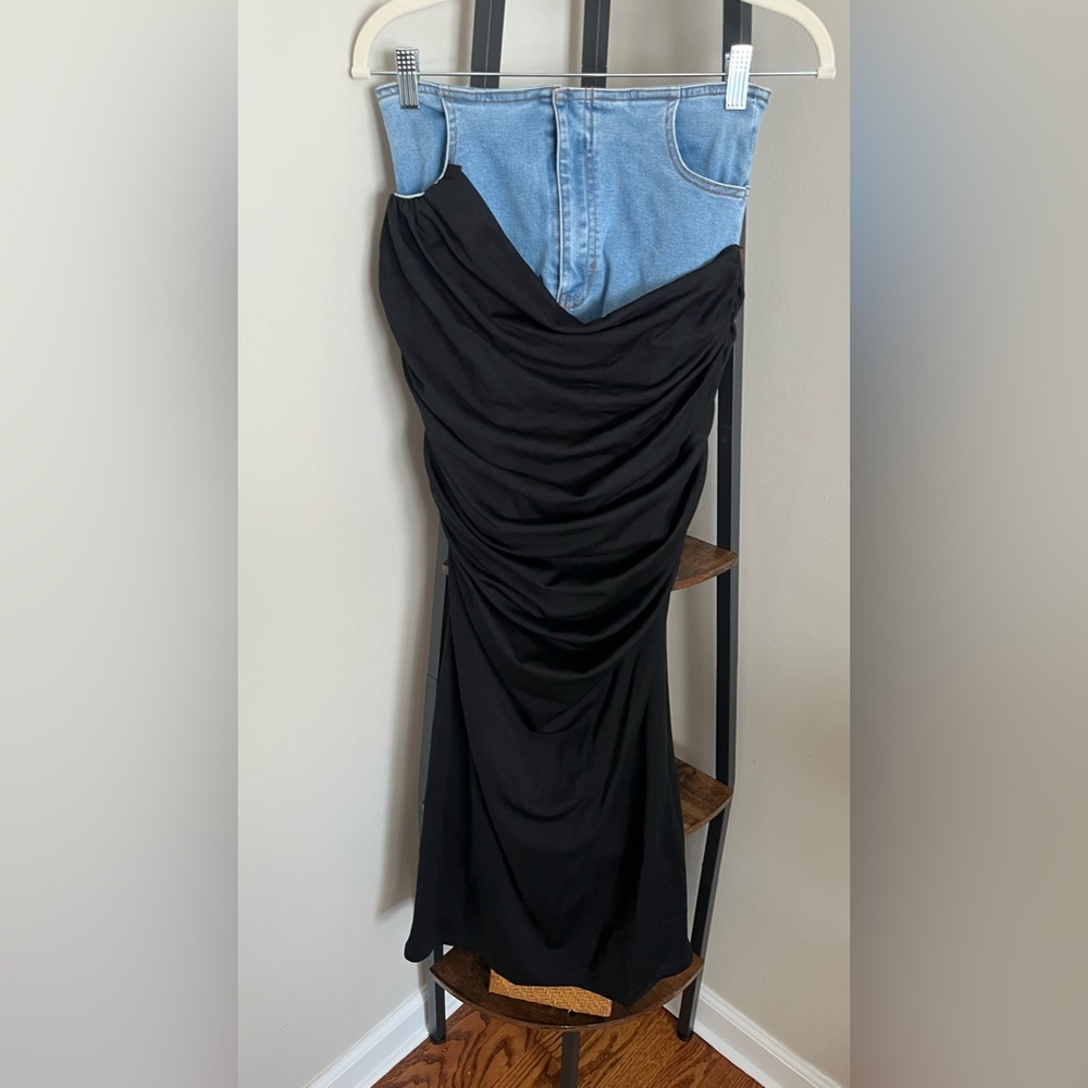 Denim skirt with black stretchy material